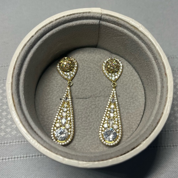 Hillberg & Berk sparkle ball earrings. Two pieces, studs can be worn alone. - Picture 2 of 4